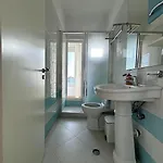 Luxury Diva Sea View Apartment, Bougainville Bay Διαμέρισμα