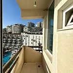 公寓 Luxury Diva Sea View Apartment, Bougainville Bay *