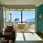 Διαμέρισμα Luxury Diva Sea View Apartment, Bougainville Bay *