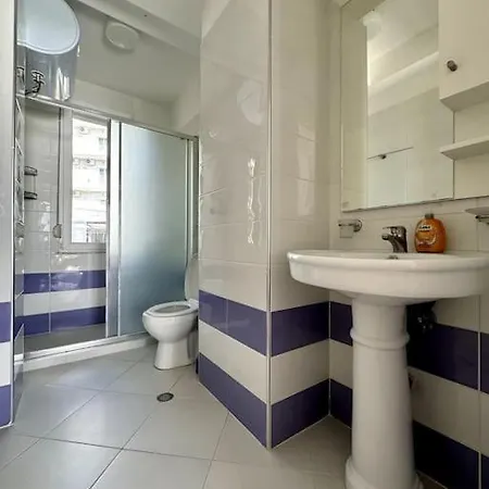 Luxury Diva Sea View Apartment, Bougainville Bay *