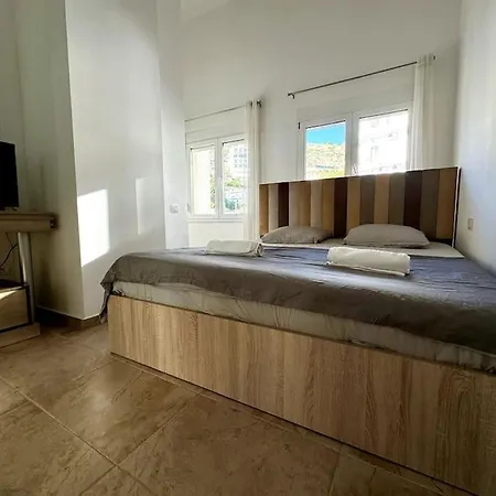 Luxury Diva Sea View Apartment, Bougainville Bay Saranda