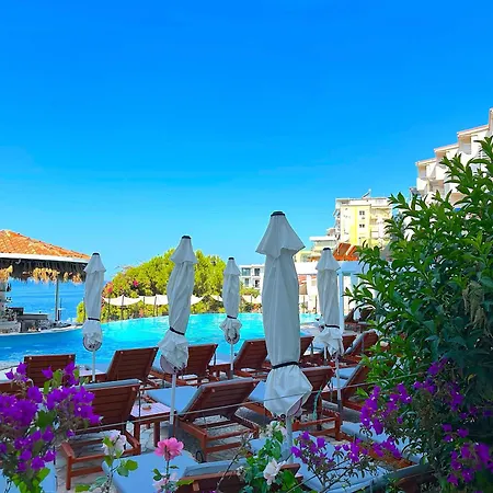 Apartment Luxury Diva Sea View Apartment, Bougainville Bay *