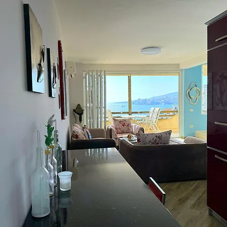 Luxury Diva Sea View Apartment, Bougainville Bay *