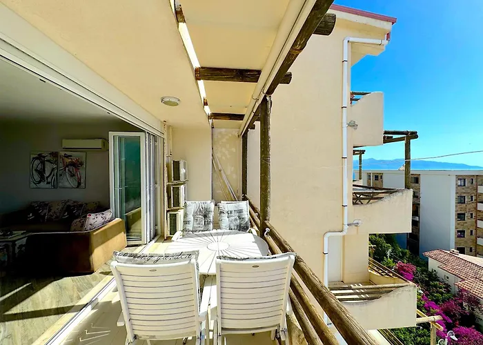 Lägenhet Luxury Diva Sea View Apartment, Bougainville Bay
